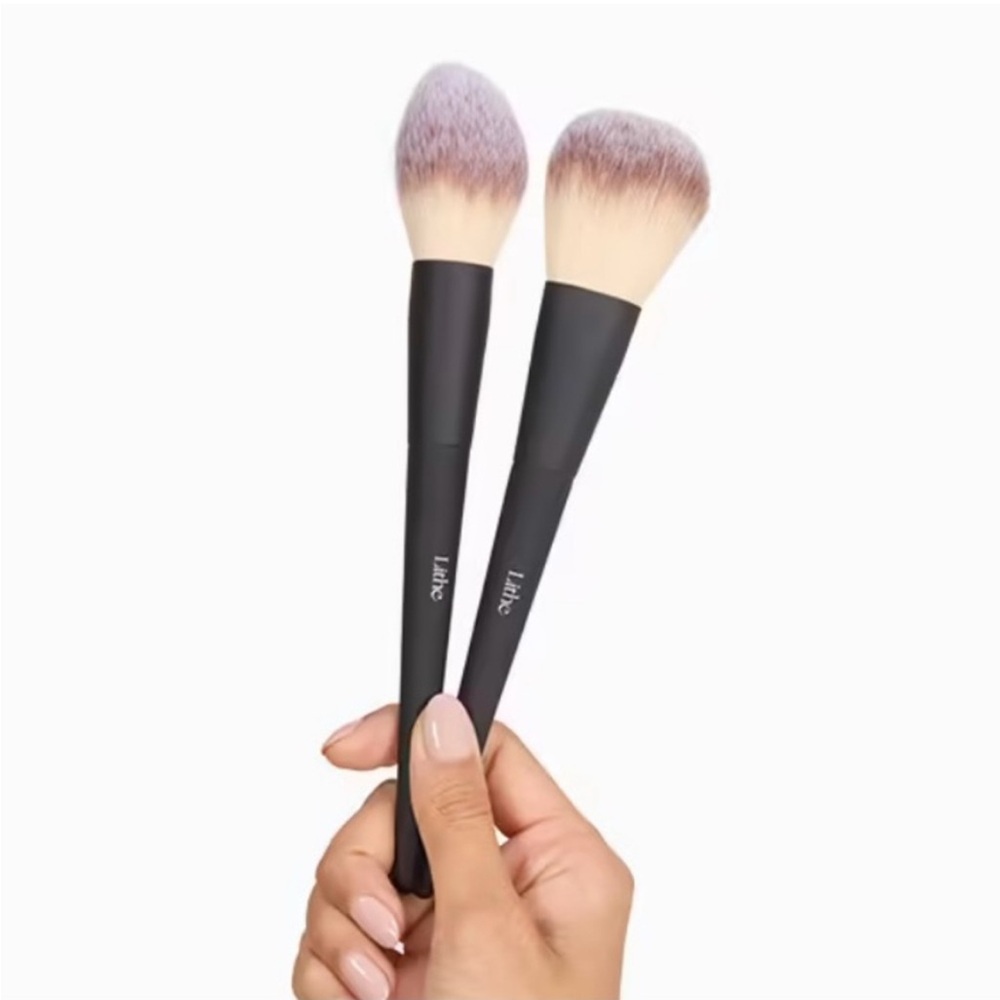 Lithe Makeup Brush Duo, Bronzer/Tapered powder